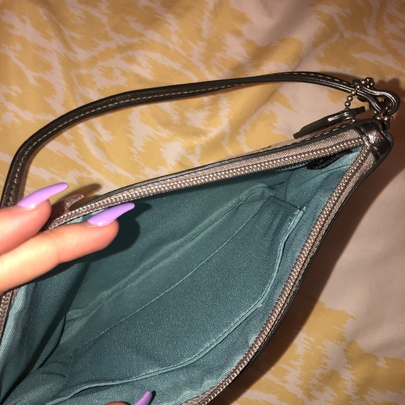 Coach wallet - Picture 2 of 2